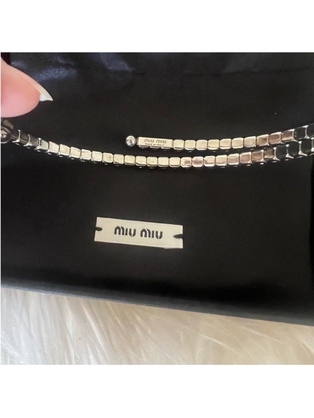 Miu Miu Diamond Pearl
Choker - Picture 9 of 10